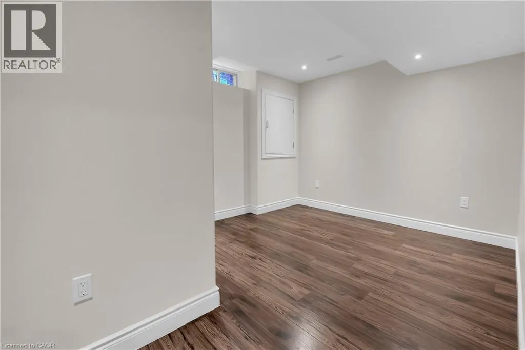 4896 ALLAN Court