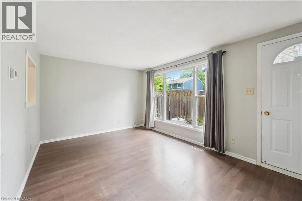 210 GLAMIS Road Unit# 6, #6