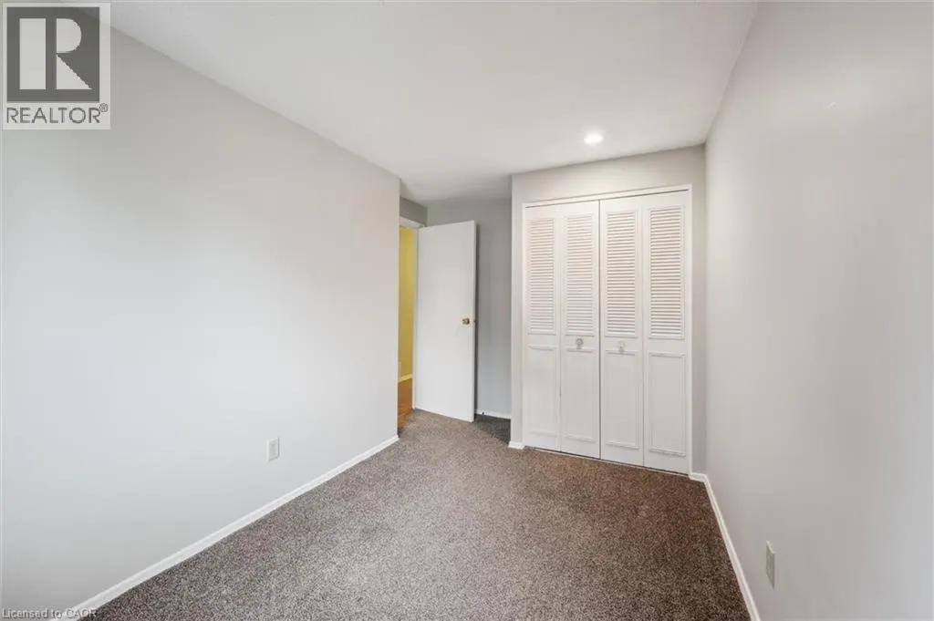 210 GLAMIS Road Unit# 6, #6