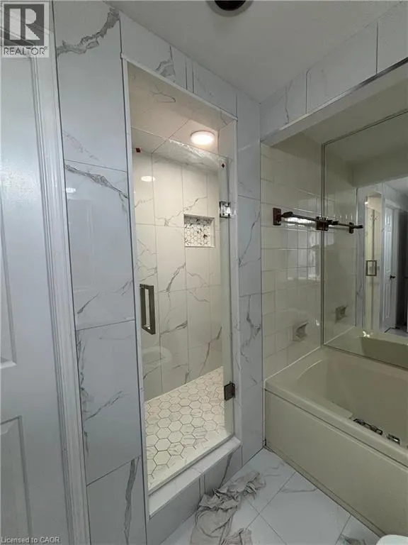 487 BEECHWOOD Drive Unit# 4, #4