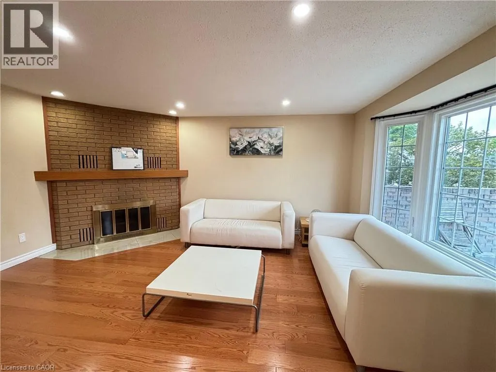487 BEECHWOOD Drive Unit# 4, #4