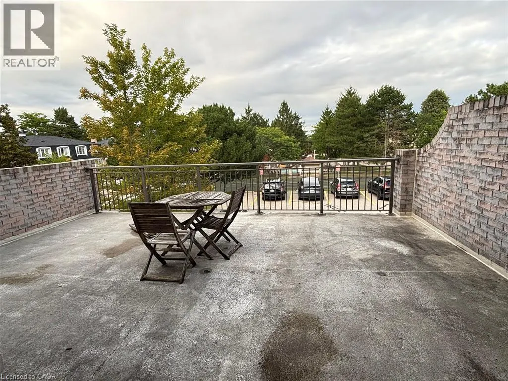 487 BEECHWOOD Drive Unit# 4, #4