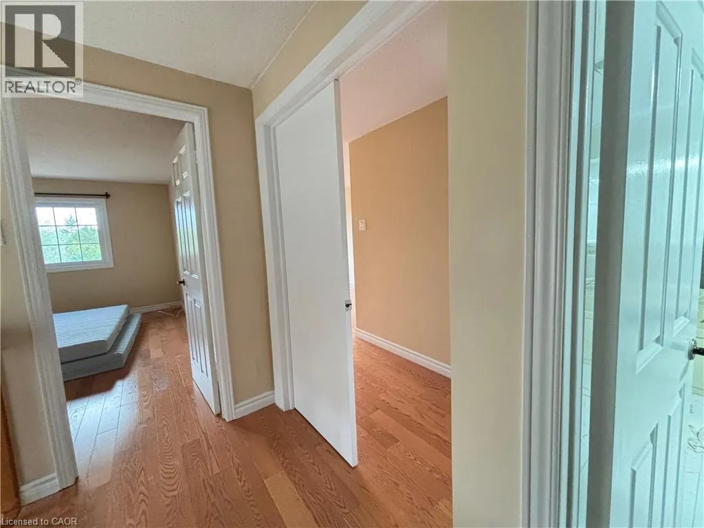 487 BEECHWOOD Drive Unit# 4, #4
