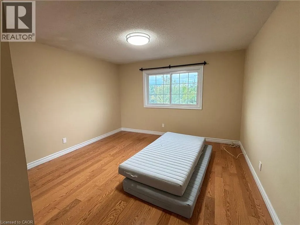 487 BEECHWOOD Drive Unit# 4, #4