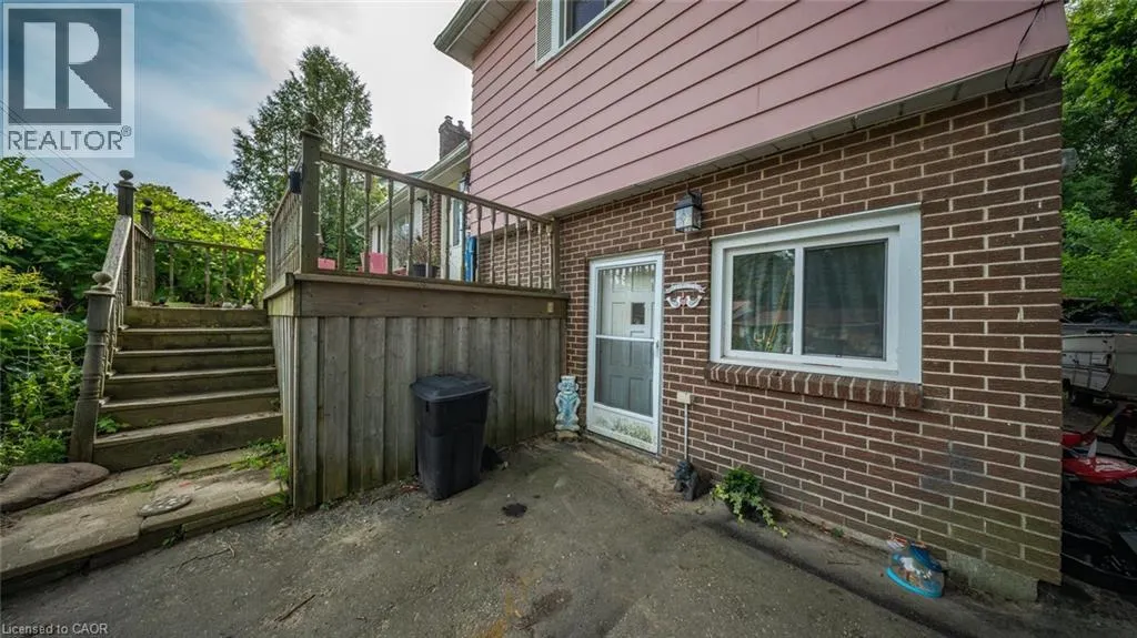 52 PARKER Drive