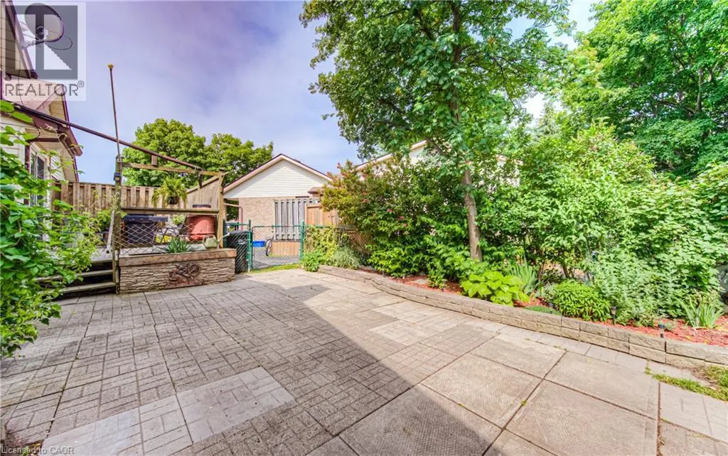 176A COGHILL Place Unit# A, #A