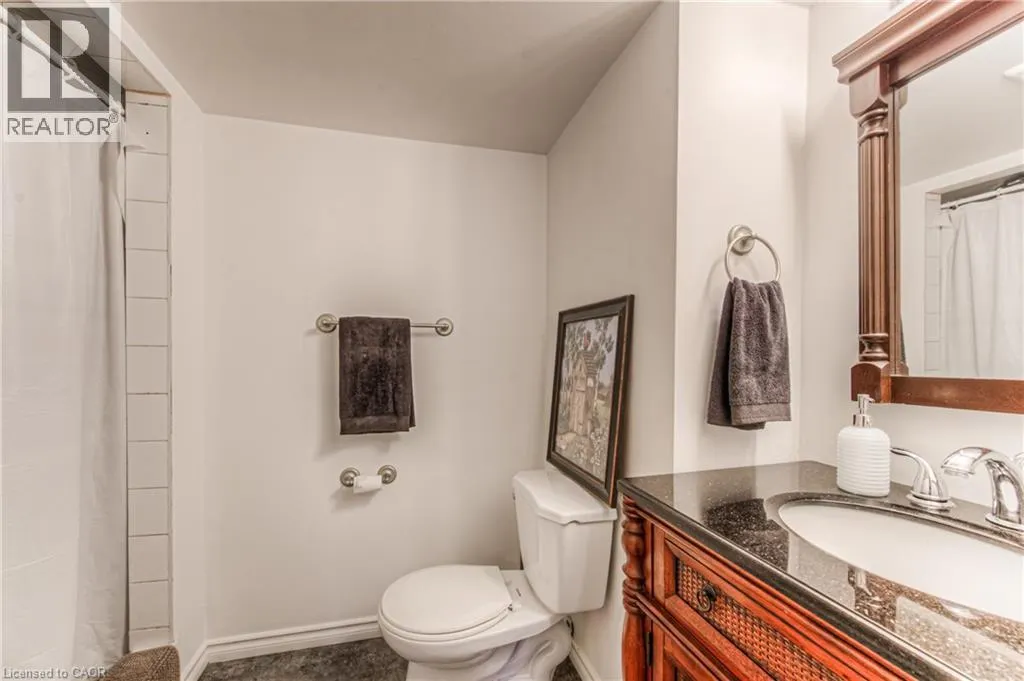 176A COGHILL Place Unit# A, #A