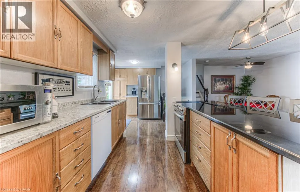 176A COGHILL Place Unit# A, #A
