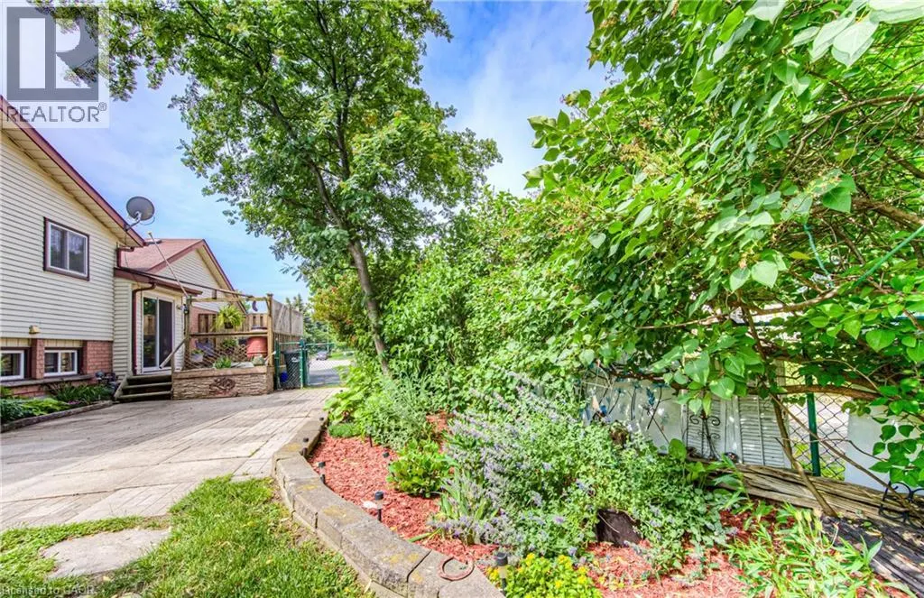 176A COGHILL Place Unit# A, #A