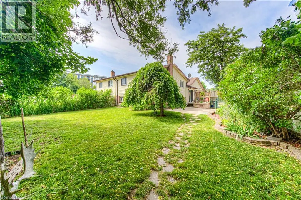176A COGHILL Place Unit# A, #A