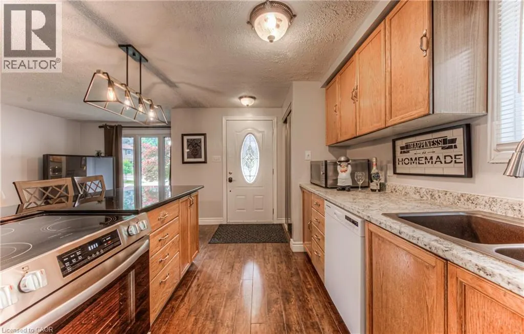176A COGHILL Place Unit# A, #A