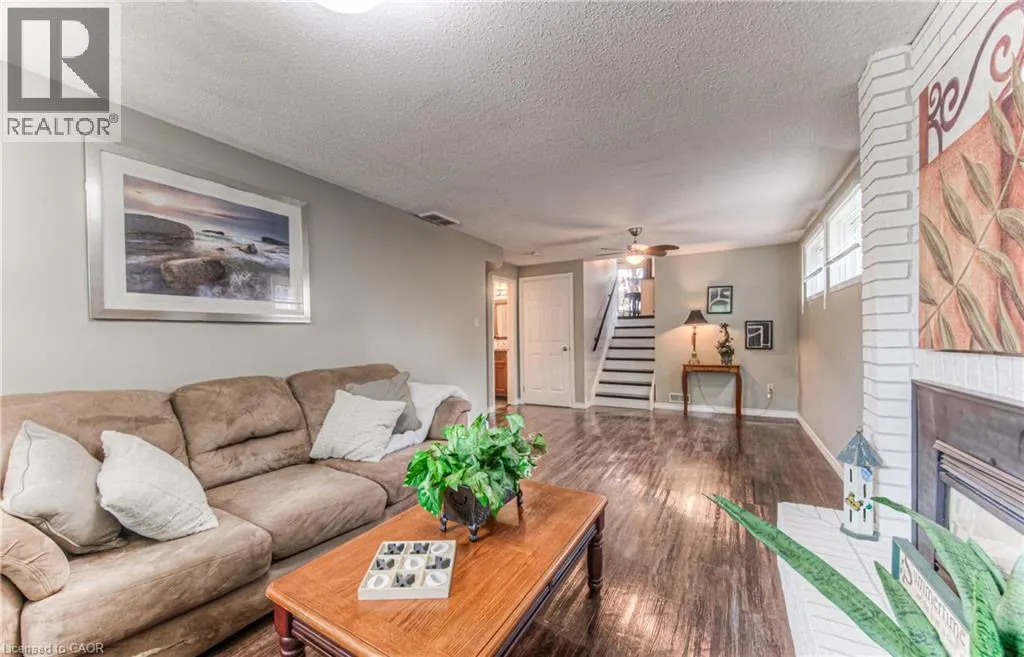 176A COGHILL Place Unit# A, #A