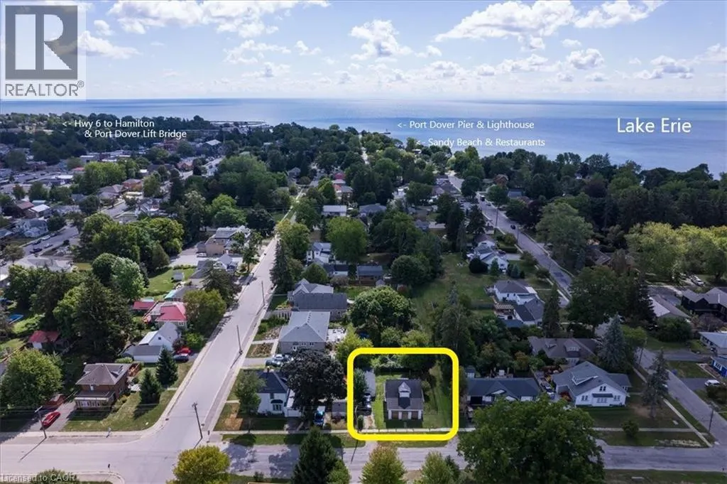 211 MCNAB Street W