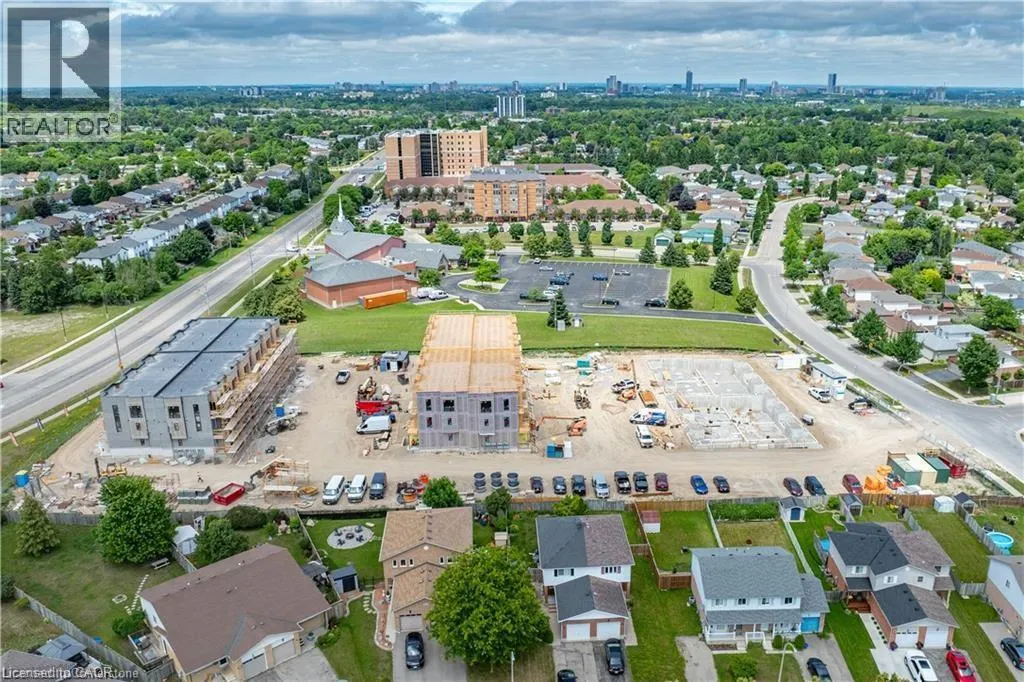 525 ERINBROOK Drive Unit# C062, #C062