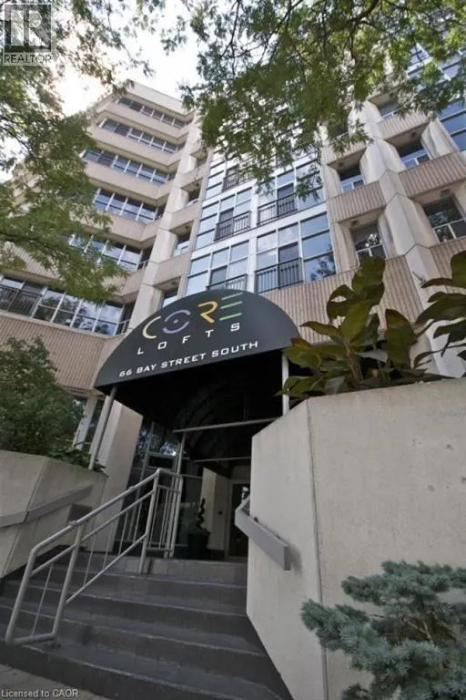66 BAY Street S Unit# PH4, #PH4