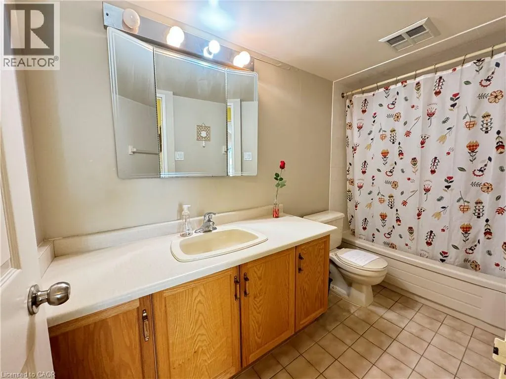 265 WESTCOURT Place Unit# 608, #608