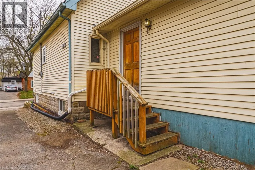 70 HILLVIEW Street