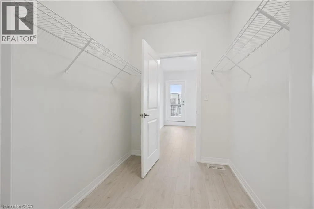 525 ERINBROOK Drive Unit# B039 #B039