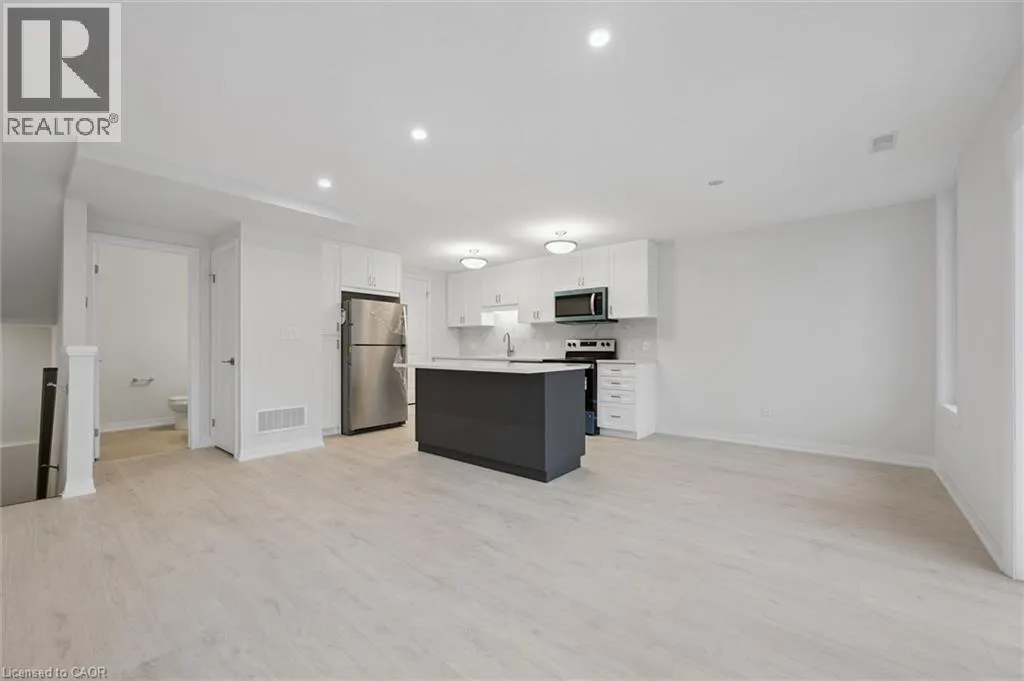 525 ERINBROOK Drive Unit# B039 #B039