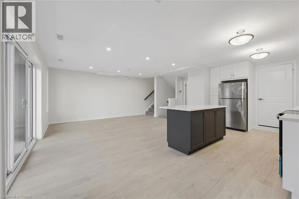 525 ERINBROOK Drive Unit# B039 #B039