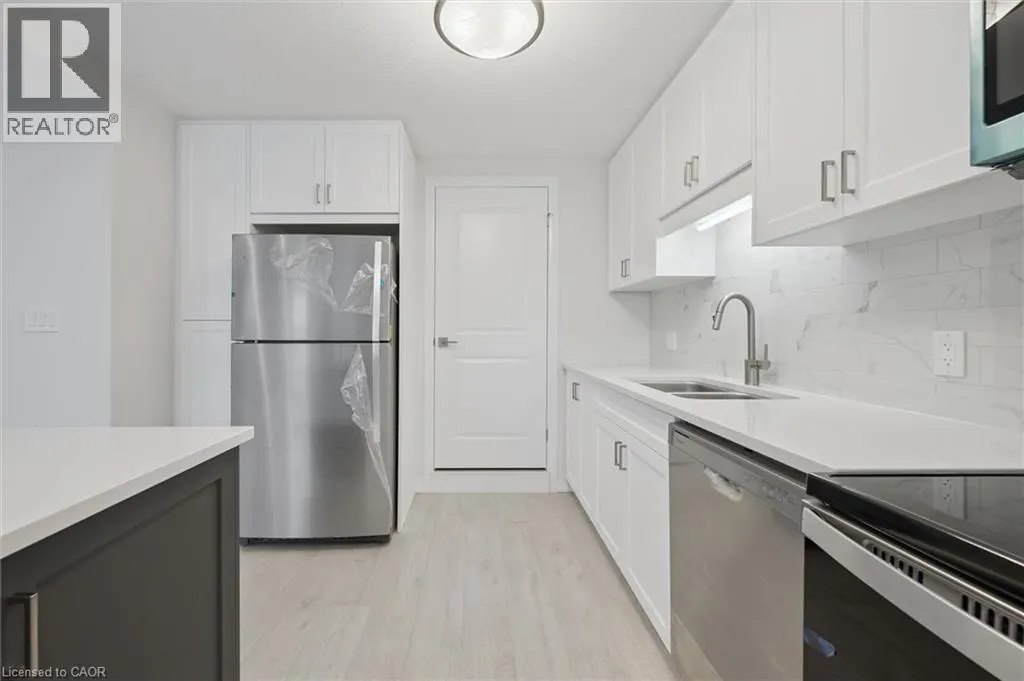 525 ERINBROOK Drive Unit# B039 #B039