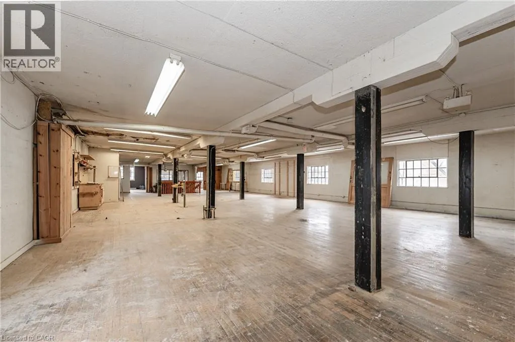 8 SPRING Street Unit# Upper, #Upper