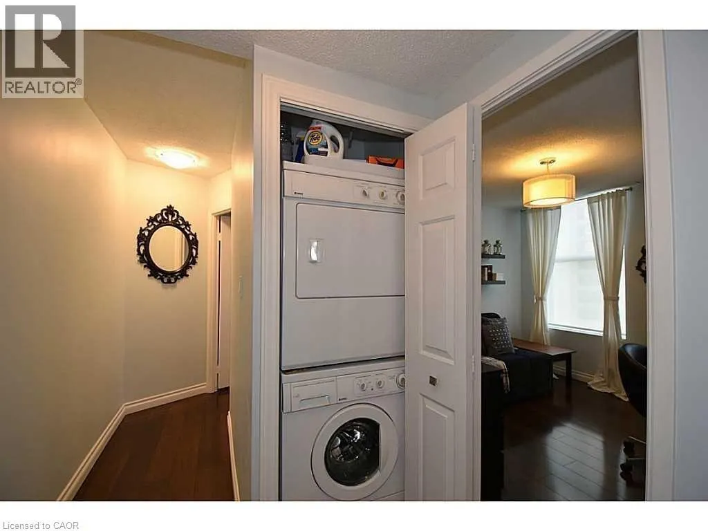 36 JAMES Street S Unit# 608, #608