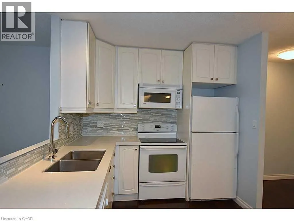 36 JAMES Street S Unit# 608, #608