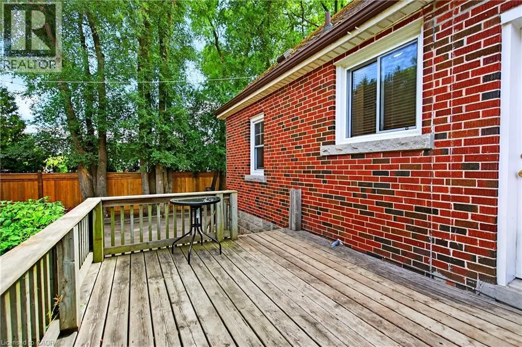 1025 KING Road