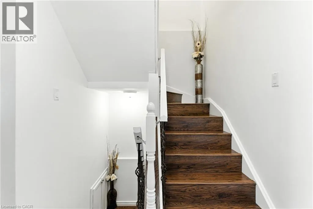 35 JACQUELINE Boulevard
