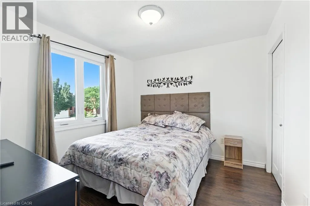 35 JACQUELINE Boulevard