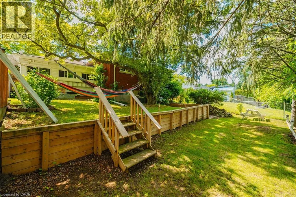 392 FISCHER HALLMAN Road