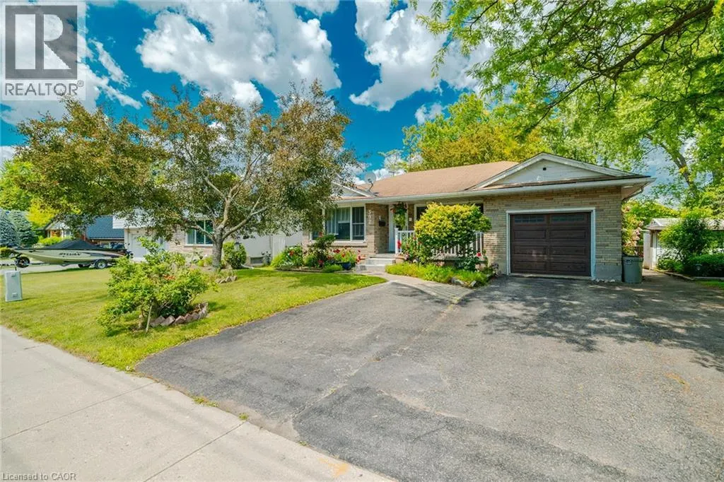 392 FISCHER HALLMAN Road