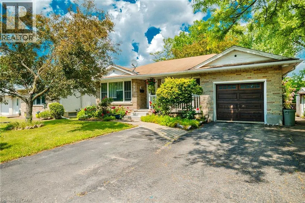 392 FISCHER HALLMAN Road