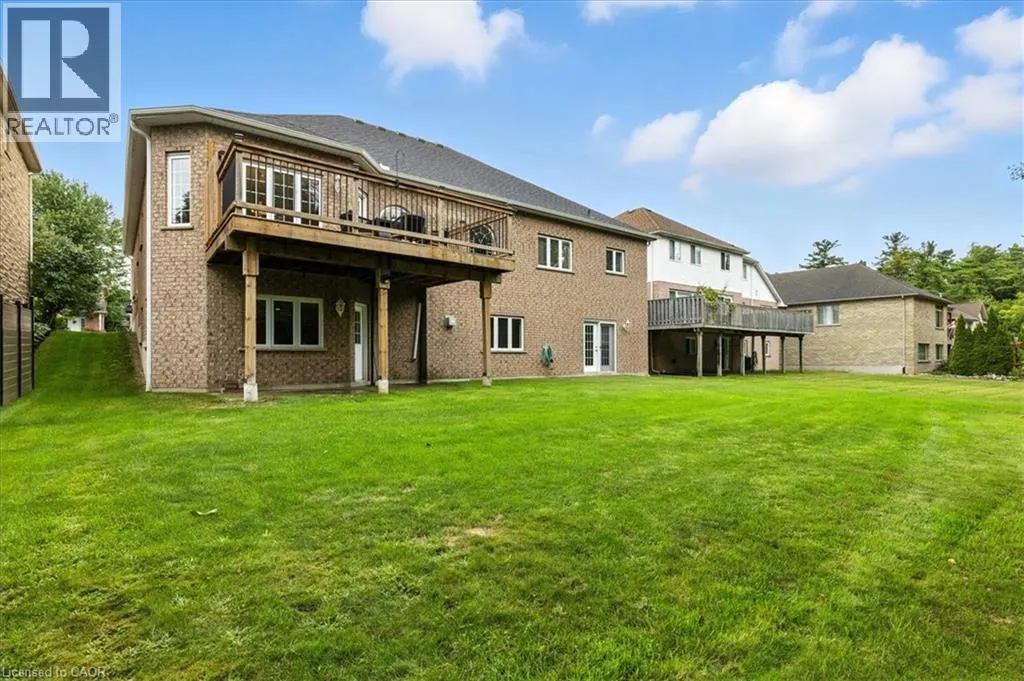 122 BRIARMEADOW Place