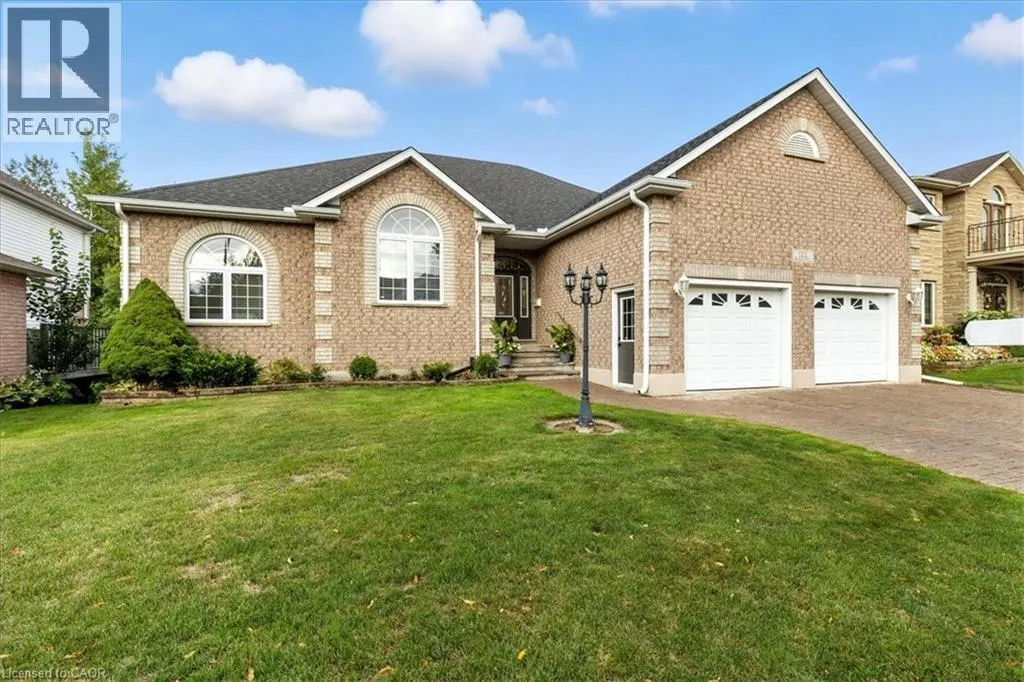 122 BRIARMEADOW Place