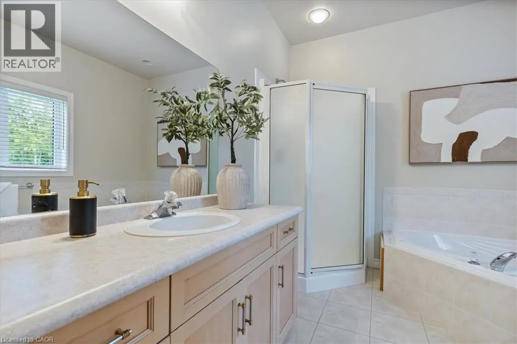 122 BRIARMEADOW Place