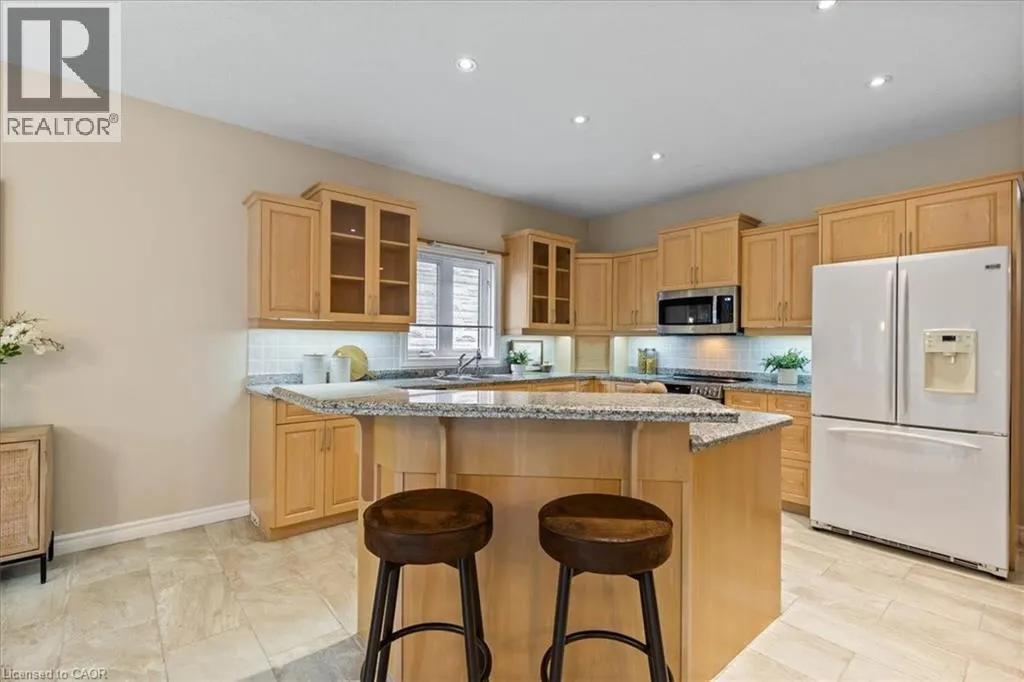 122 BRIARMEADOW Place