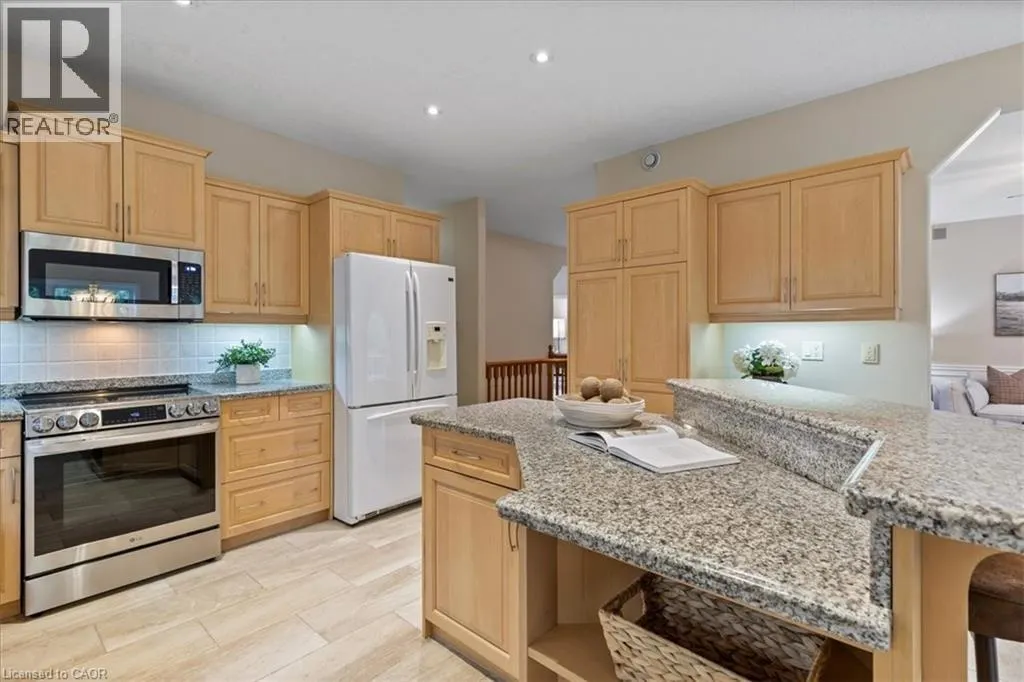 122 BRIARMEADOW Place