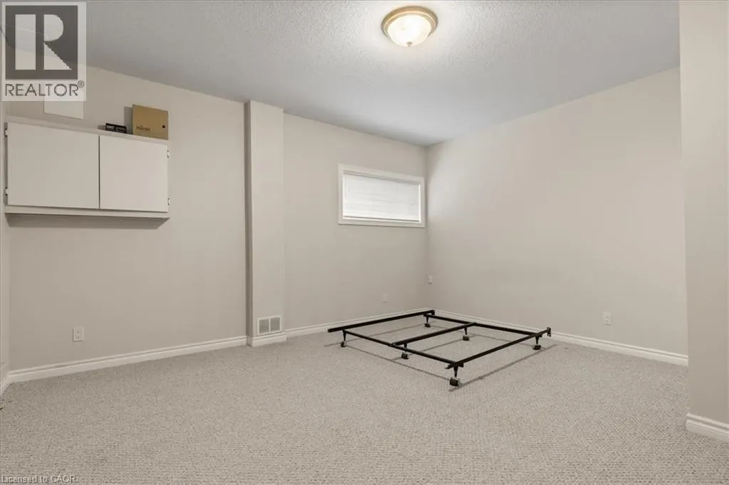 122 BRIARMEADOW Place