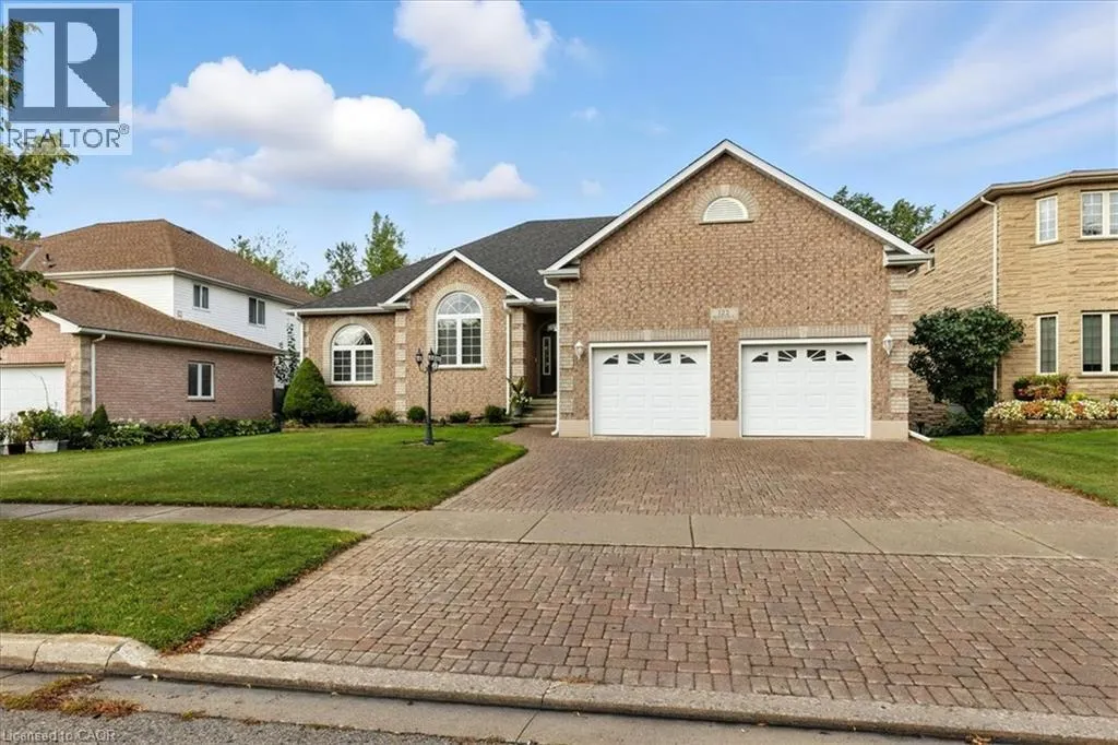 122 BRIARMEADOW Place