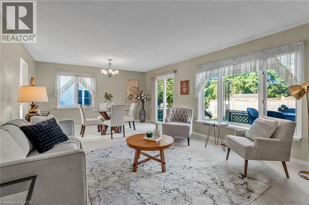 8 GARDEN Drive