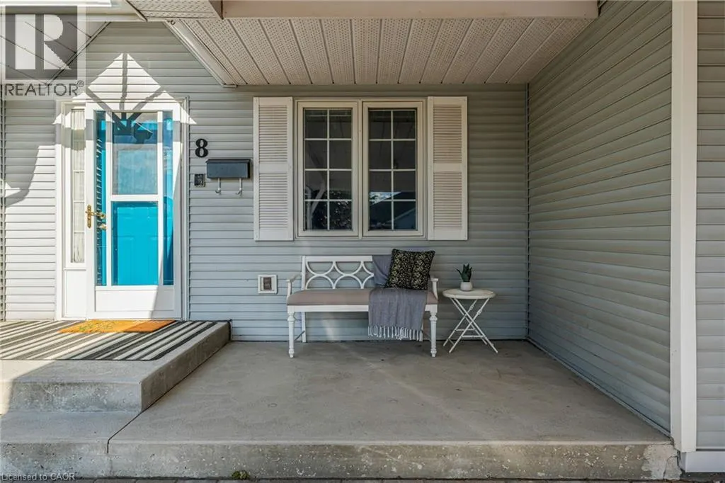 8 GARDEN Drive