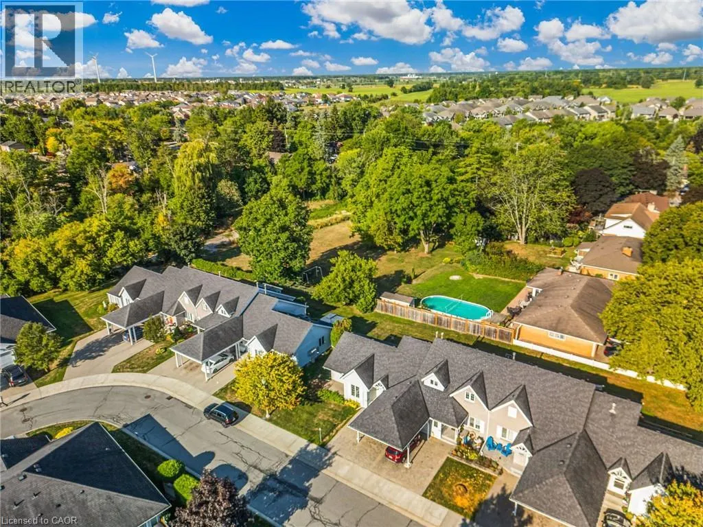 8 GARDEN Drive