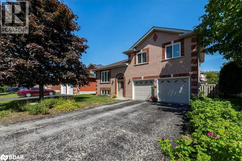 37 MARSELLUS Drive