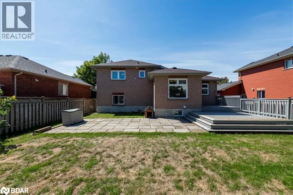 37 MARSELLUS Drive