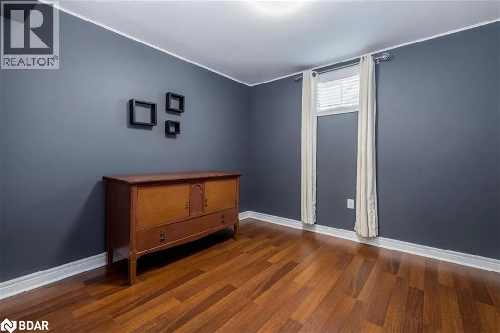 37 MARSELLUS Drive
