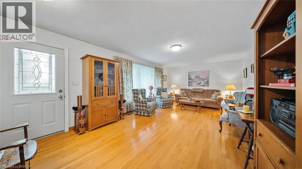 48 MCGILL Road