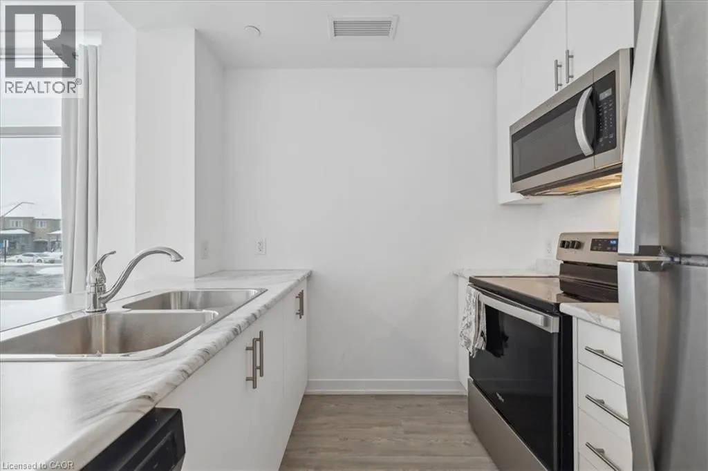 450 DUNDAS E/S Street E Unit# 115, #115