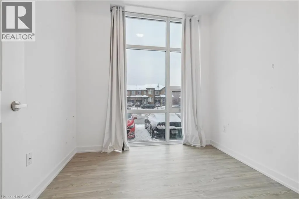 450 DUNDAS E/S Street E Unit# 115, #115